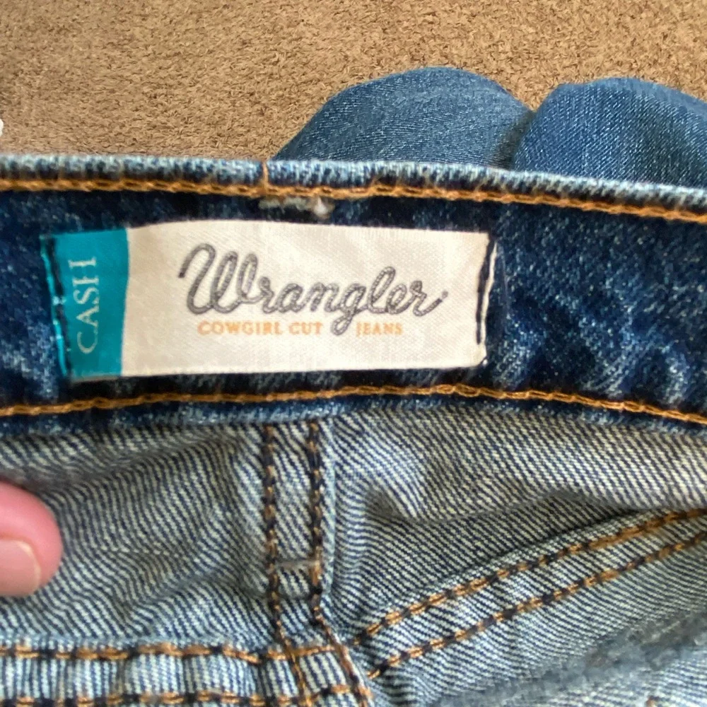 Women’s Wranglers size 11/12 x 30